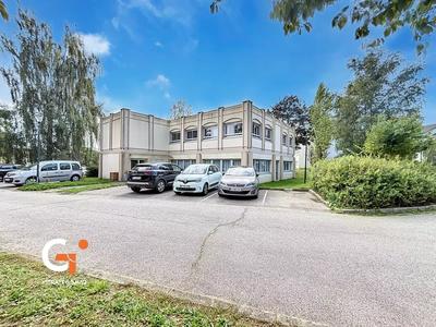 Immeuble - 178 m² - 7 pièces