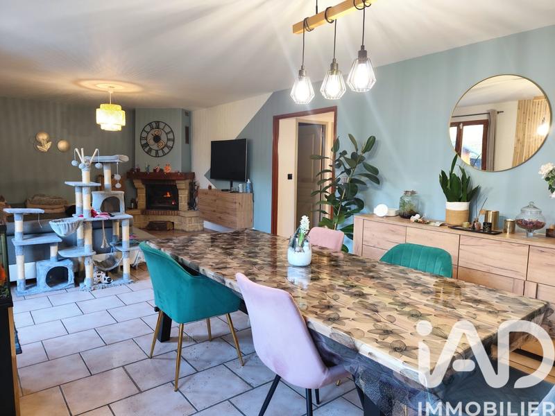 Maison - 107 m² - 6 pièces