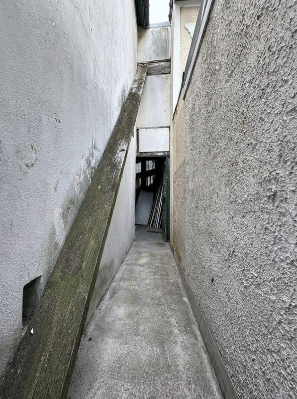 Maison - 97 m² - 7 pièces