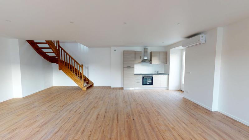 Maison - 84 m² - 4 pièces