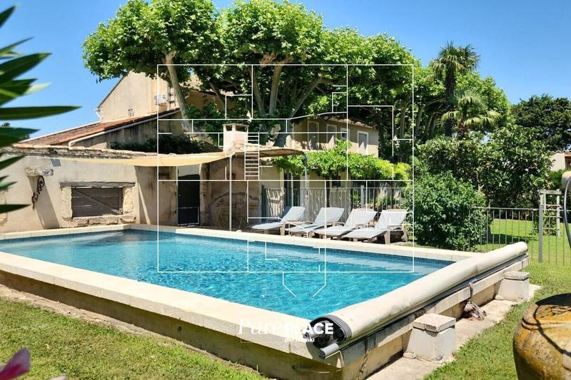 Propriété - 195 m² - 7 pièces