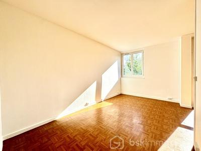 Appartement - 67 m² - 4 pièces