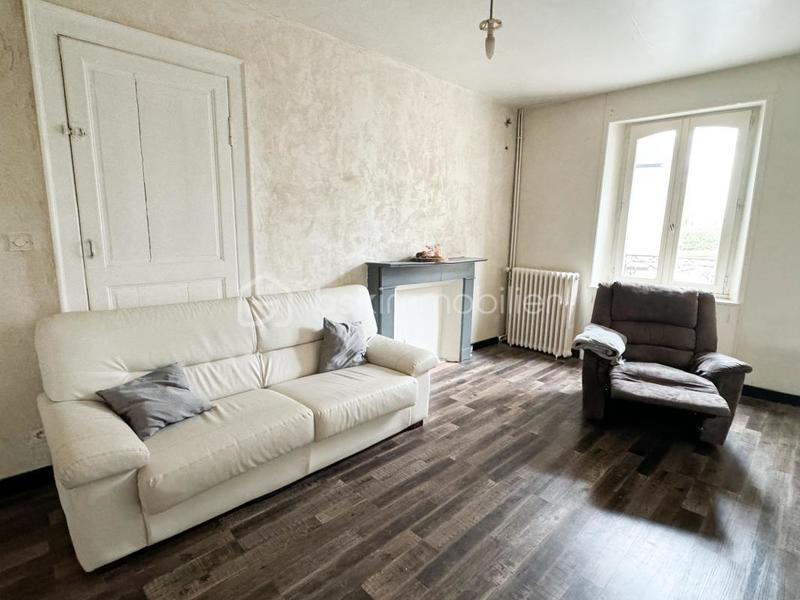 Maison de bourg - 129 m² - 7 pièces