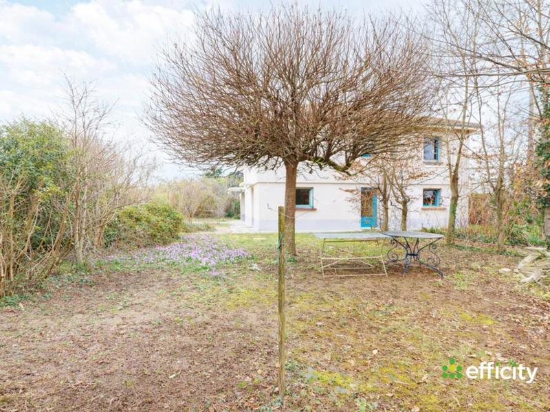 Maison - 159 m² - 7 pièces