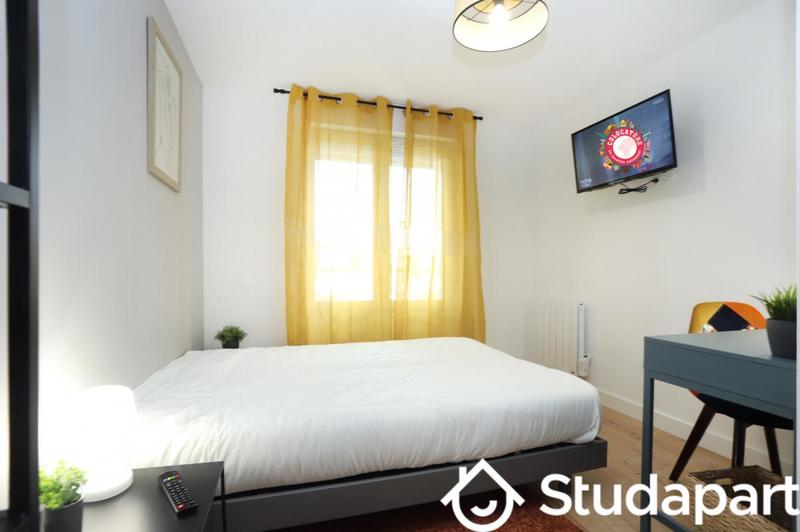 Chambre - 10 m² - 1 pièce