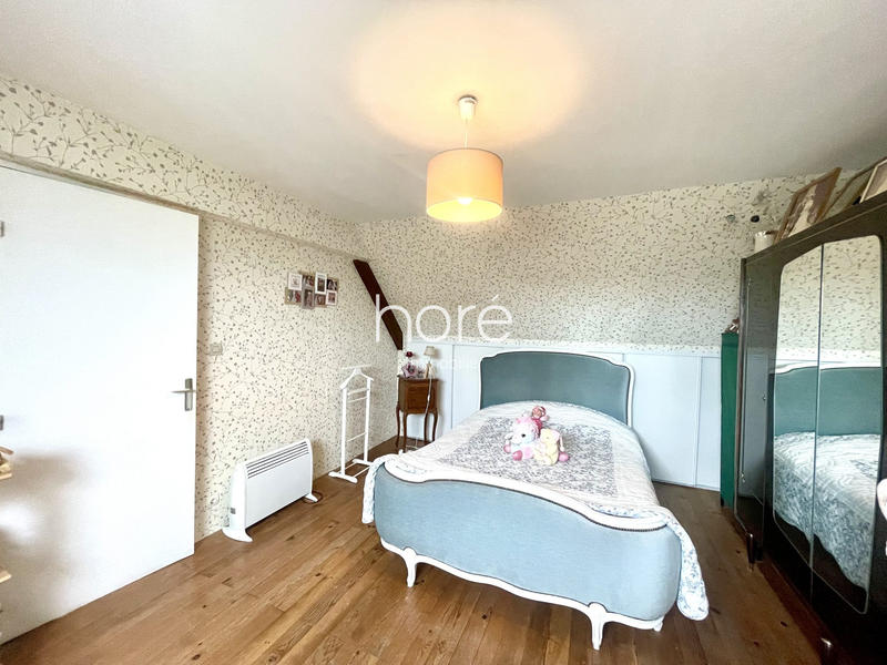 Maison traditionnelle - 113 m² - 5 pièces