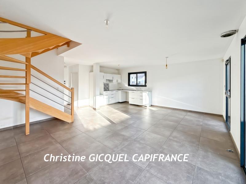 Maison - 92 m² - 4 pièces