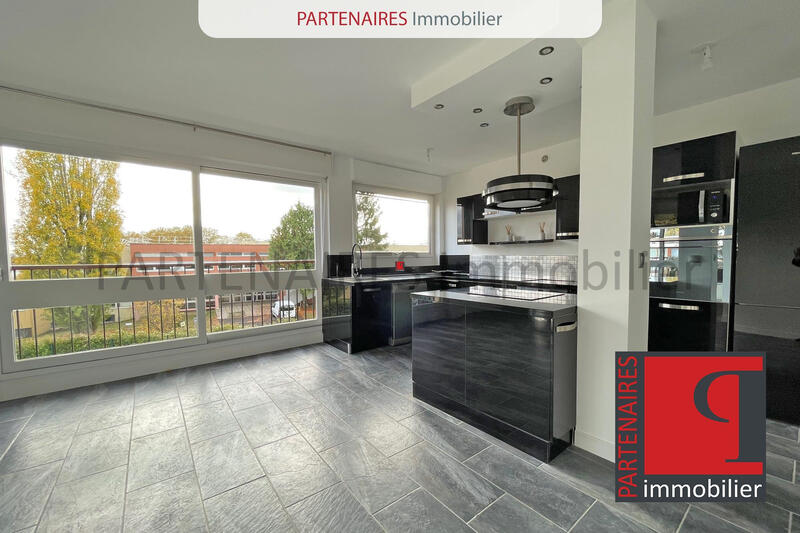 Appartement - 75 m² - 4 pièces