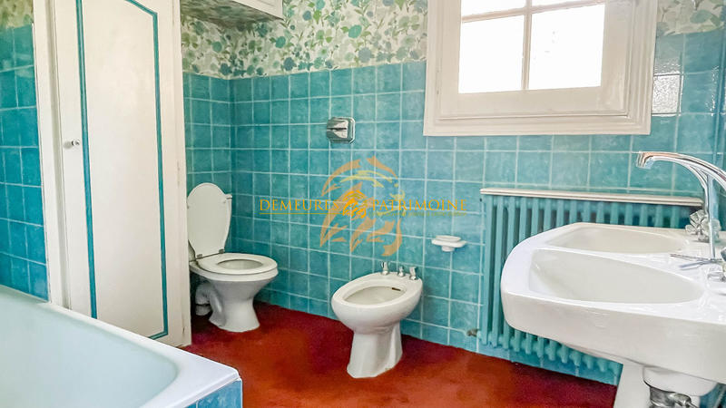 Maison - 254 m² - 4 pièces