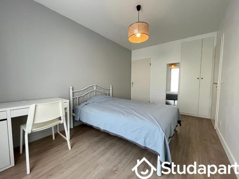 Chambre - 14 m² - 1 pièce