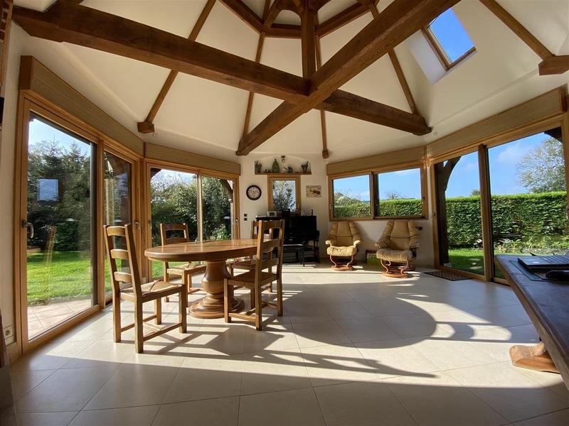 Maison - 150 m² - 5 pièces