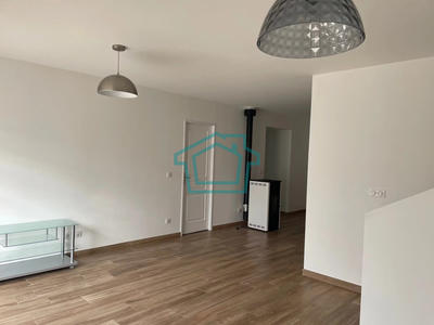 Maison - 89 m² - 4 pièces
