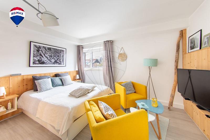 Maison d'architecte - 217 m² - 7 pièces