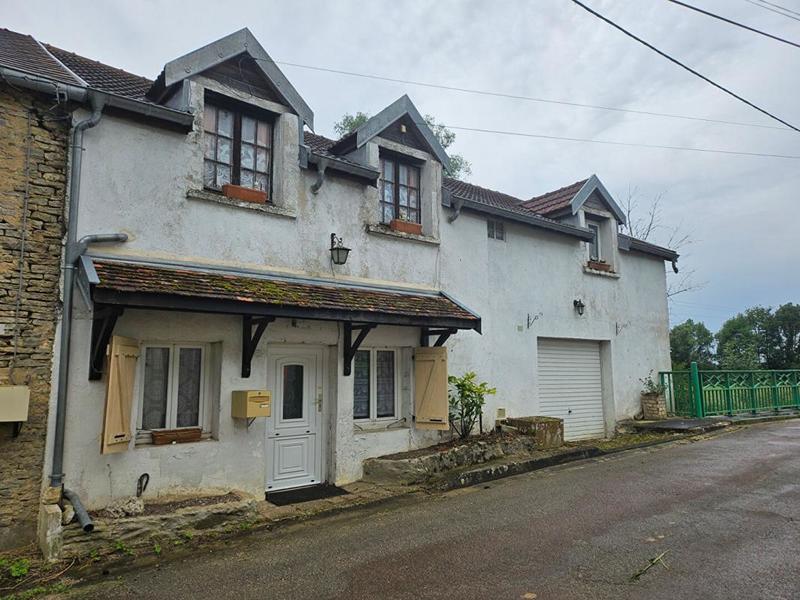 Maison - 106 m² - 5 pièces