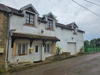 Maison - 106 m² - 5 pièces