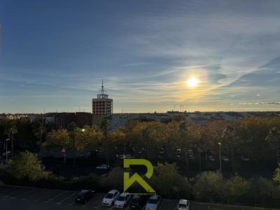 Studio - 25 m² - 1 pièce