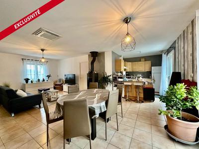 Maison - 88 m² - 4 pièces