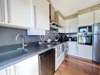 Appartement - 121 m² - 3 pièces