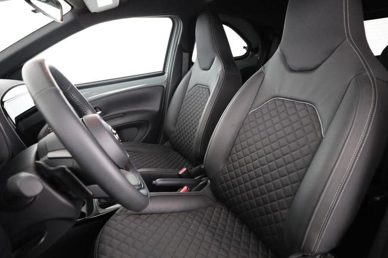 Toyota aygo x 1.0 Vvt-i Collection s-Cvt 72 ch