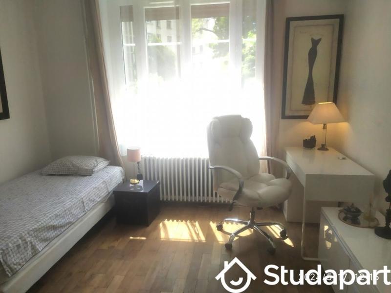 Chambre - 25 m² - 1 pièce