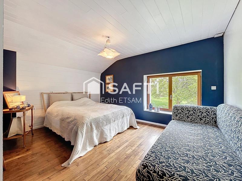 Maison - 278 m² - 9 pièces