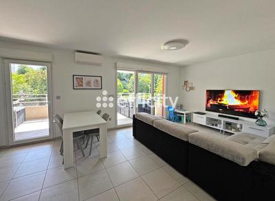 Appartement - 64 m² - 3 pièces