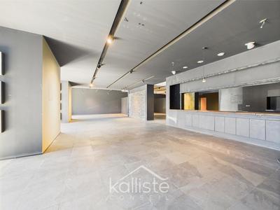 Local commercial - 437 m²