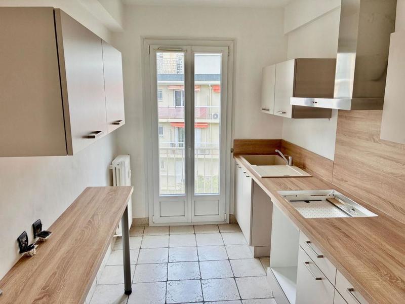 Appartement - 66 m² - 3 pièces