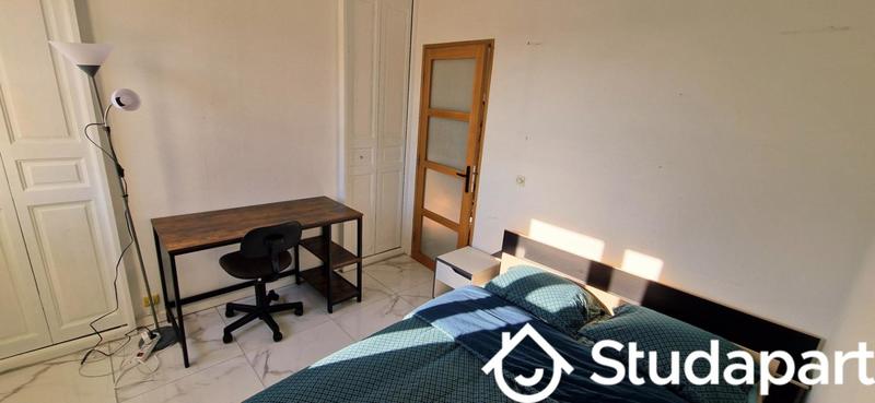 Chambre - 18 m² - 1 pièce