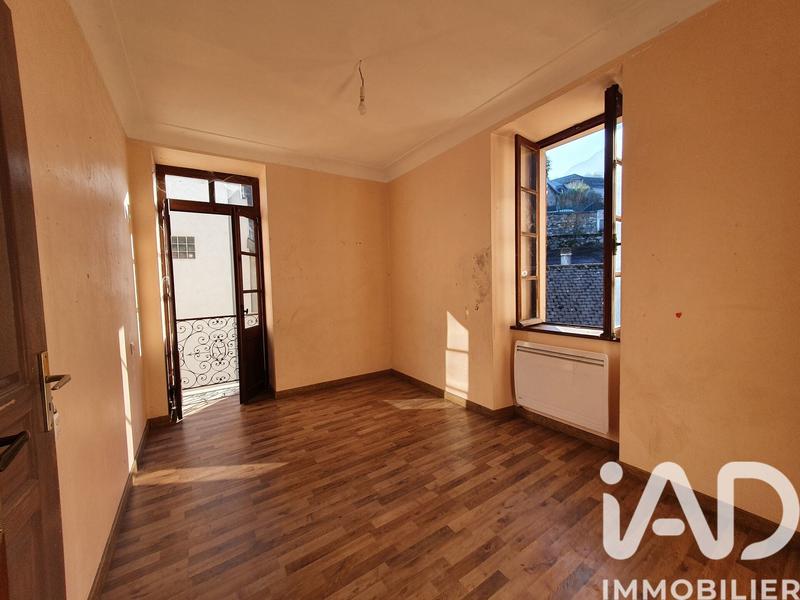 Maison - 176 m² - 7 pièces