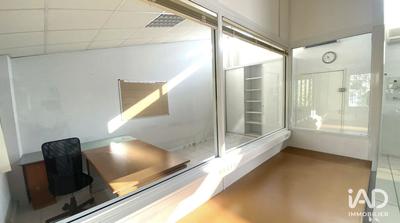 Bureau - 57 m²