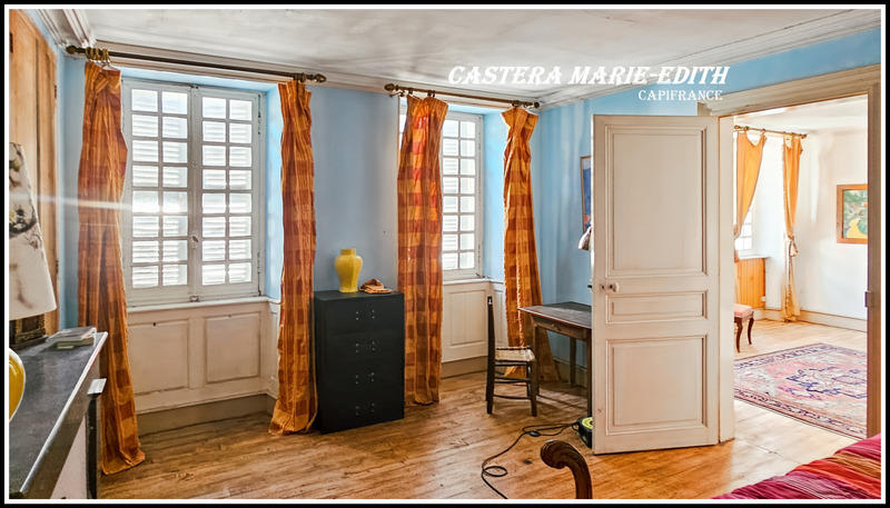 Maison bourgeoise - 460 m² - 16 pièces