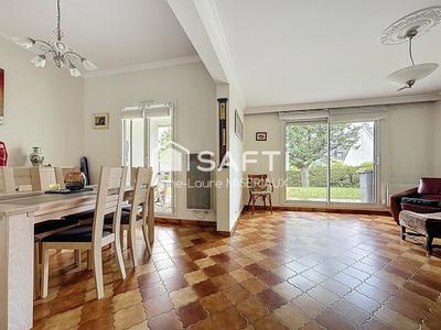 Maison - 133 m² - 8 pièces