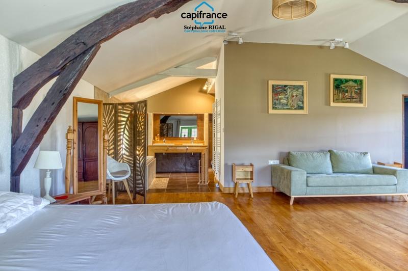 Manoir - 420 m² - 12 pièces