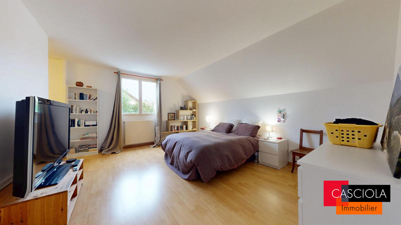 Maison - 166 m² - 7 pièces