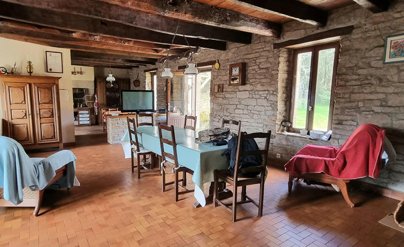 Maison - 300 m² - 10 pièces