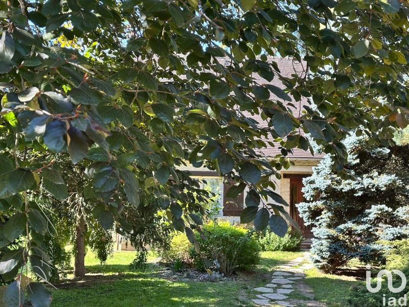 Maison - 195 m² - 7 pièces