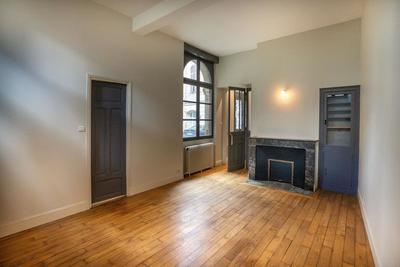 Maison de ville - 95 m² - 4 pièces