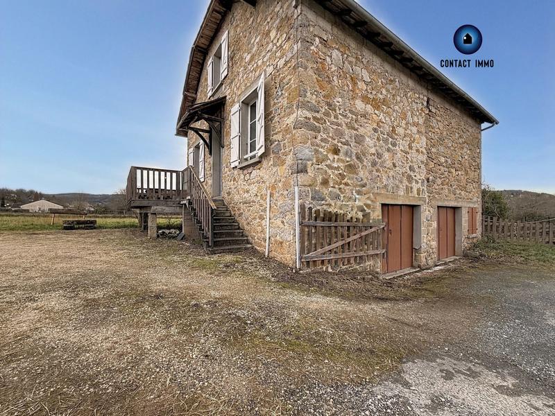 Maison - 99 m² - 5 pièces