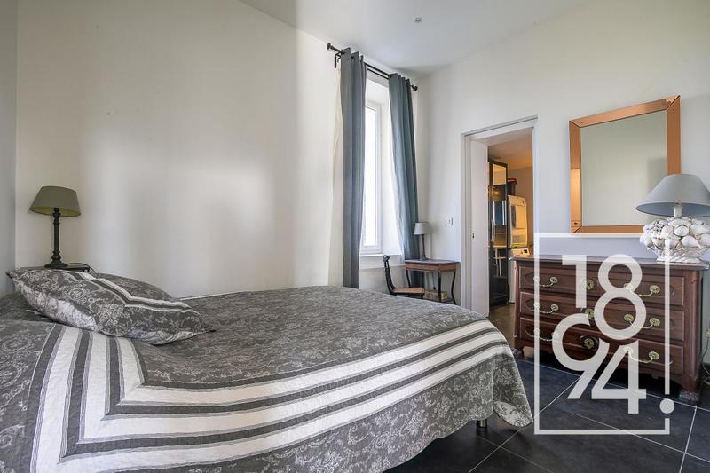 Propriété - 160 m² - 6 pièces