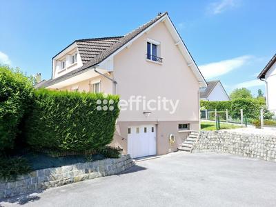 Maison - 138 m² - 7 pièces