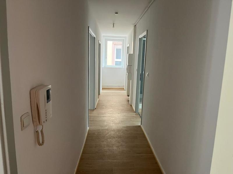 Appartement - 85 m² - 3 pièces