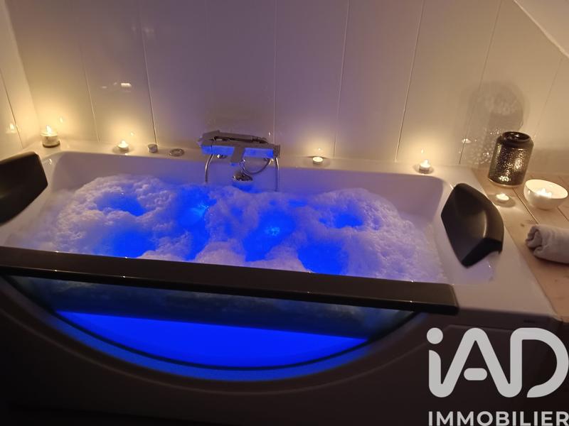 Maison - 121 m² - 5 pièces