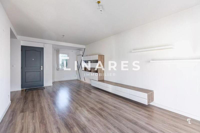 Maison - 92 m² - 4 pièces