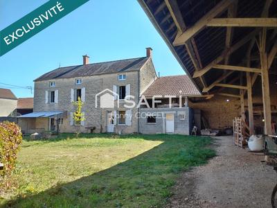 Maison - 79 m² - 6 pièces