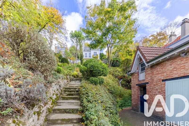 Maison - 175 m² - 8 pièces