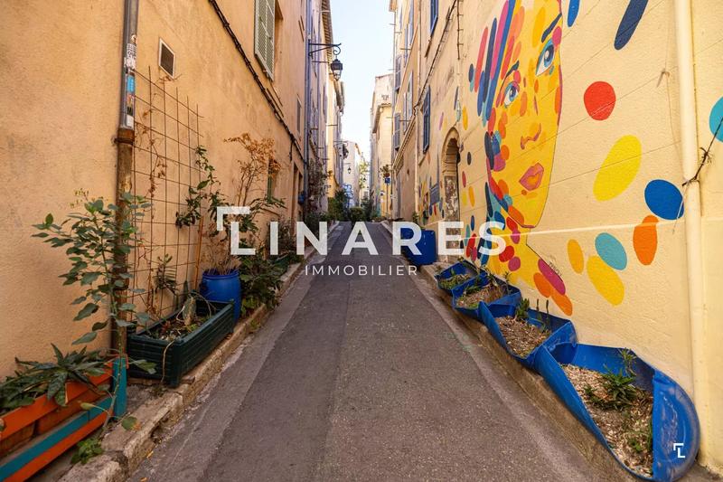 Immeuble - 130 m² - 5 pièces