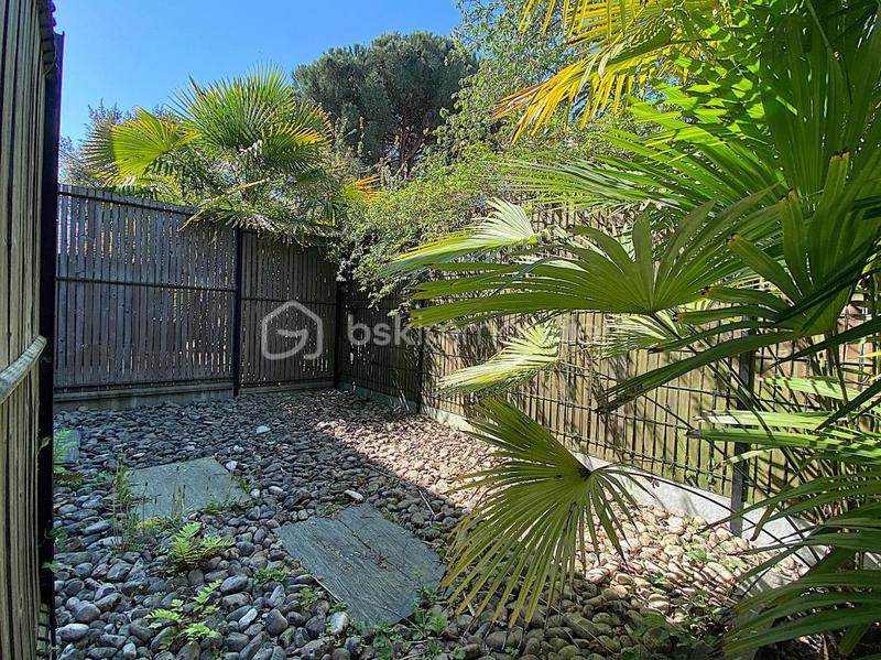 Loft - 124 m² - 4 pièces