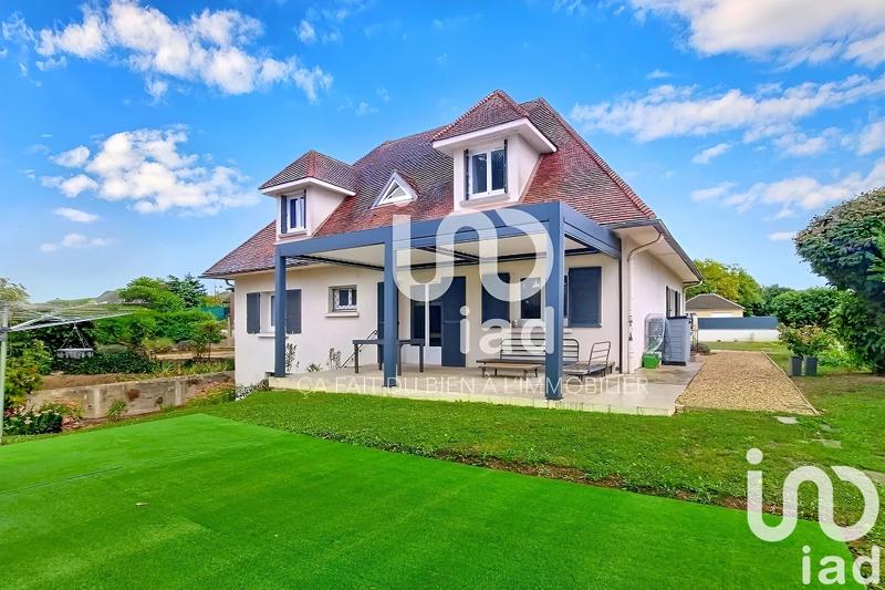 Maison - 182 m² - 7 pièces