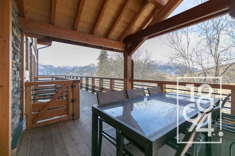 Châlet - 338 m² - 10 pièces